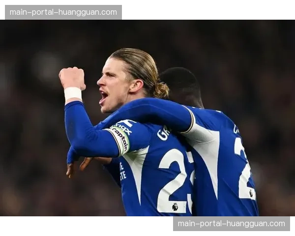 绝平之后：谢菲联更衣室内的沉默与主教练对保级信念的再次重申。