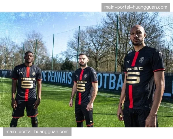 雷恩发布新款第二客场球衣，设计灵感来源于布列塔尼文化