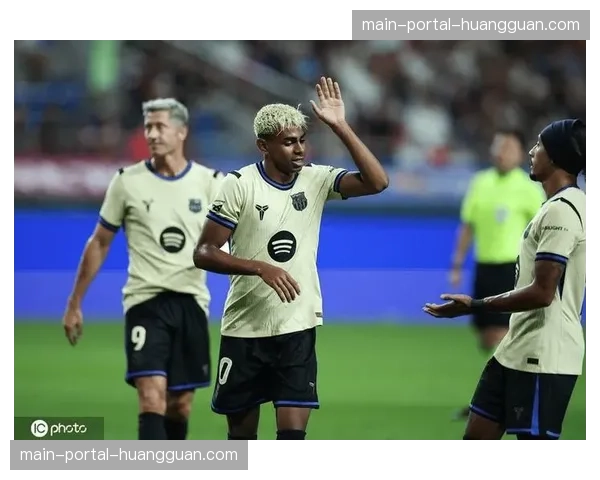 巴黎FC3-2险胜勒阿弗尔,因莫比莱首球濑古乌龙 巴黎FC3-2险胜勒阿弗尔,因莫比莱首球濑古乌龙